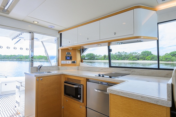Aquarius 44ft Riviera Yacht For Sale