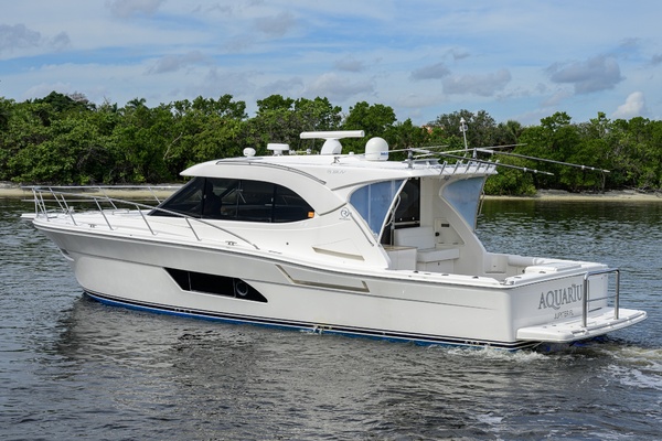 Aquarius 44ft Riviera Yacht For Sale