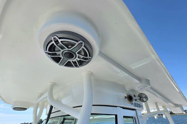 32ft World Cat Yacht For Sale