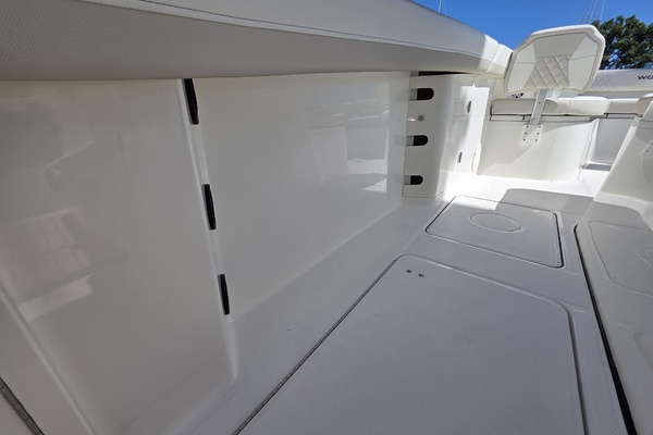32ft World Cat Yacht For Sale