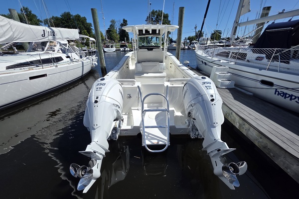 32ft World Cat Yacht For Sale