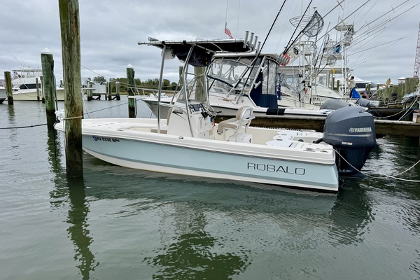 20ft Robalo Yacht For Sale