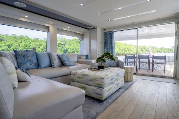 Imagine 75ft Hatteras Yacht For Sale