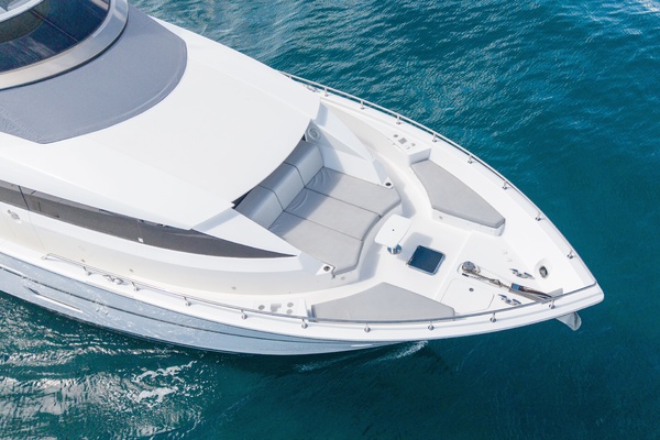 Imagine 75ft Hatteras Yacht For Sale