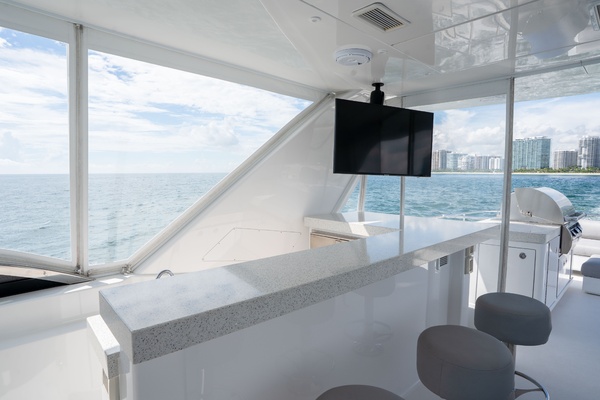 Imagine 75ft Hatteras Yacht For Sale