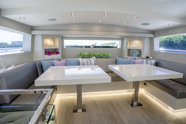 Imagine 75ft Hatteras Yacht For Sale