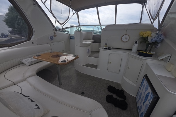 35ft Cruisers Yachts Yacht For Sale