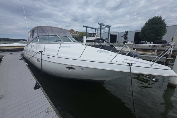 35ft Cruisers Yachts Yacht For Sale