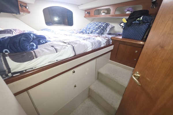 35ft Cruisers Yachts Yacht For Sale