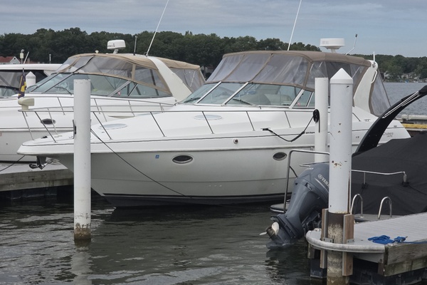 35ft Cruisers Yachts Yacht For Sale