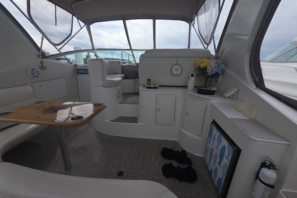 35ft Cruisers Yachts Yacht For Sale