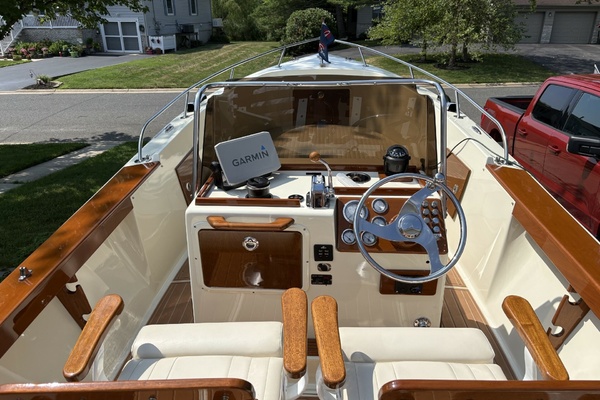 Dory 22ft Chris Craft Yacht For Sale
