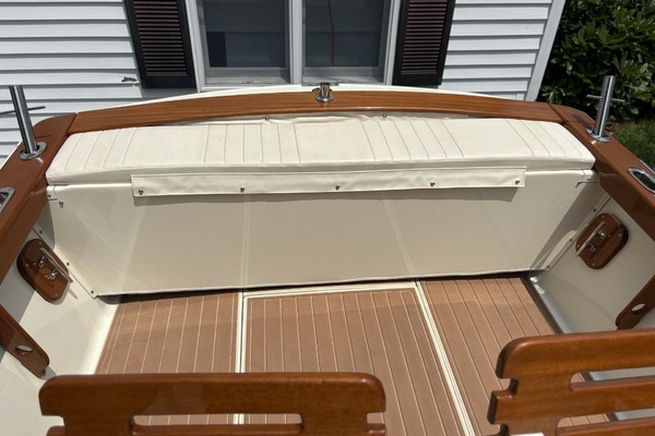 Dory 22ft Chris Craft Yacht For Sale