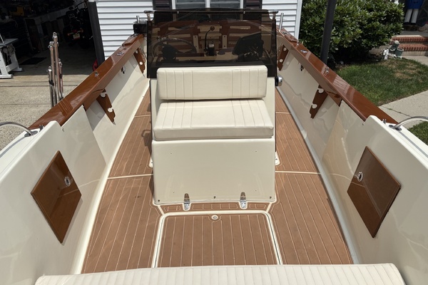 Dory 22ft Chris Craft Yacht For Sale