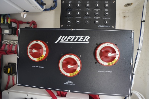 43Jupiter073