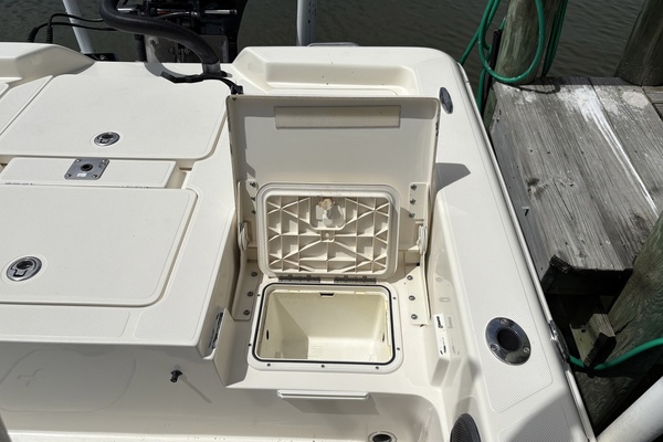24ft Skeeter Yacht For Sale