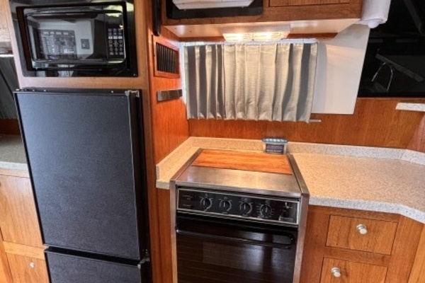 Dream Looper 39ft Mainship Yacht For Sale