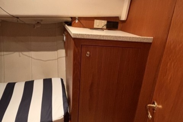 Dream Looper 39ft Mainship Yacht For Sale