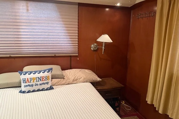 Leedle Lee 55ft Gibson Yacht For Sale
