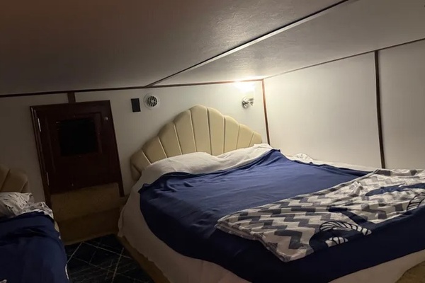 Leedle Lee 55ft Gibson Yacht For Sale