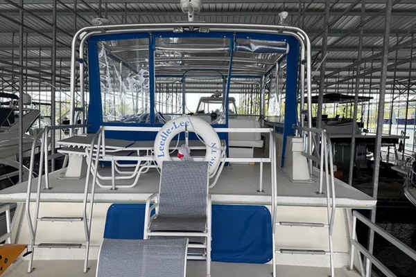 Leedle Lee 55ft Gibson Yacht For Sale