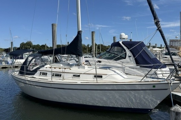 1986 Pearson 303