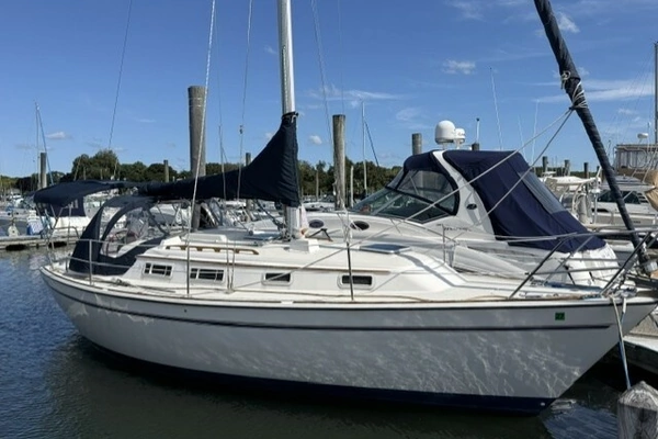 30-ft-Pearson-1986-303- Branford Connecticut United States  yacht for sale