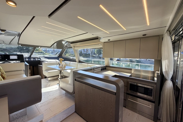 Ferretti Yachts 550 Fly Yacht For Sale