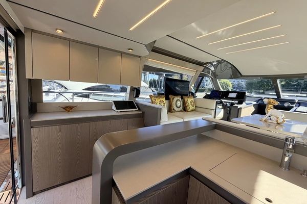 Ferretti Yachts 550 Fly Yacht For Sale