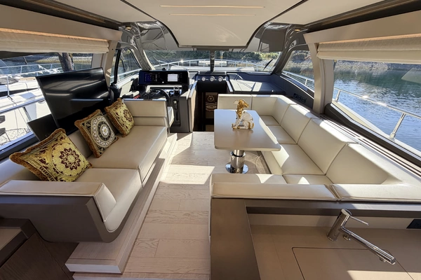 Ferretti Yachts 550 Fly Yacht For Sale