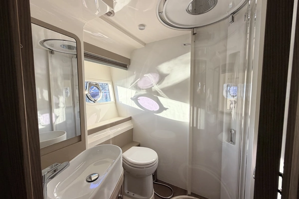 Ferretti Yachts 550 Fly Yacht For Sale