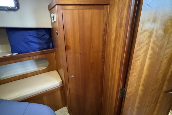 43ft Mainship Yacht For Sale