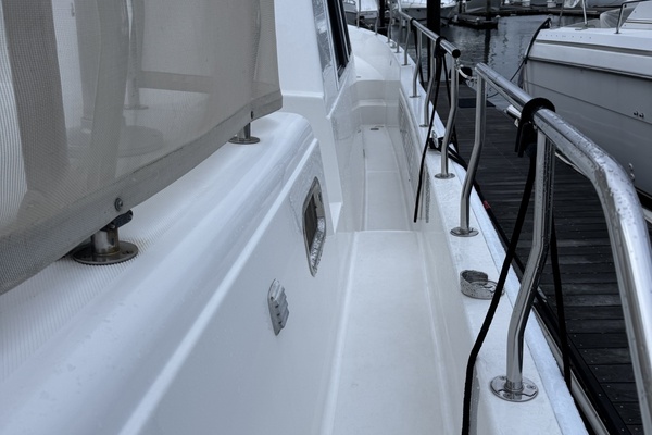 43ft Mainship Yacht For Sale