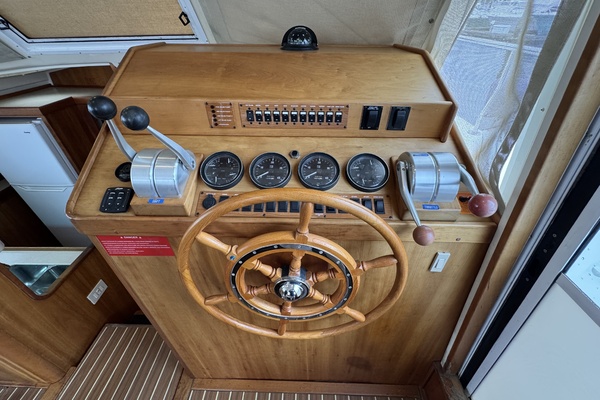 43ft Mainship Yacht For Sale