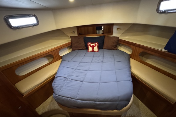43ft Mainship Yacht For Sale