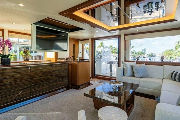 BELLA LISA 100ft Ocean Alexander Yacht For Sale