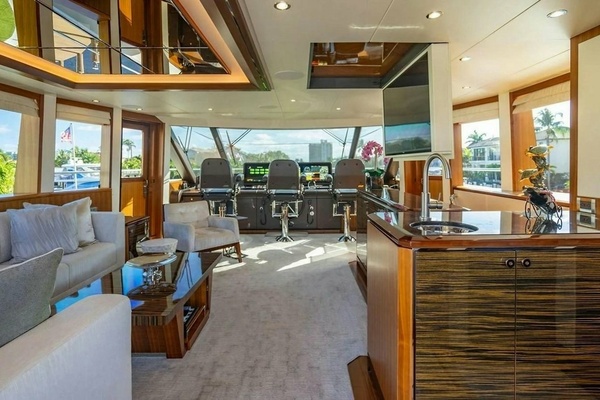 BELLA LISA 100ft Ocean Alexander Yacht For Sale