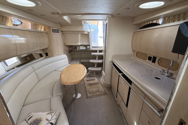 Lucy 36ft Sea Ray Yacht For Sale