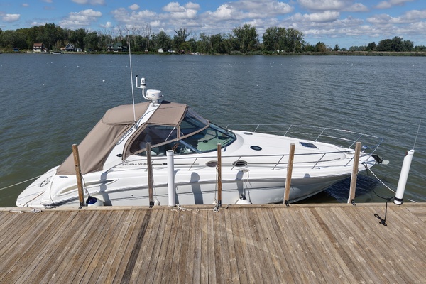 Lucy 36ft Sea Ray Yacht For Sale