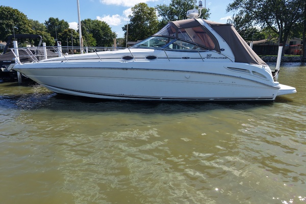 Lucy 36ft Sea Ray Yacht For Sale