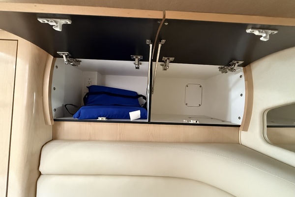 Lucy 36ft Sea Ray Yacht For Sale
