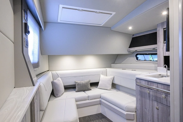 Formula 400 SSC Yacht For Sale
