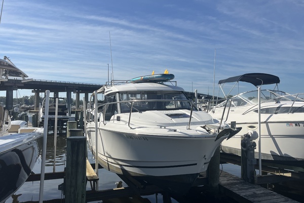 25ft Jeanneau Yacht For Sale