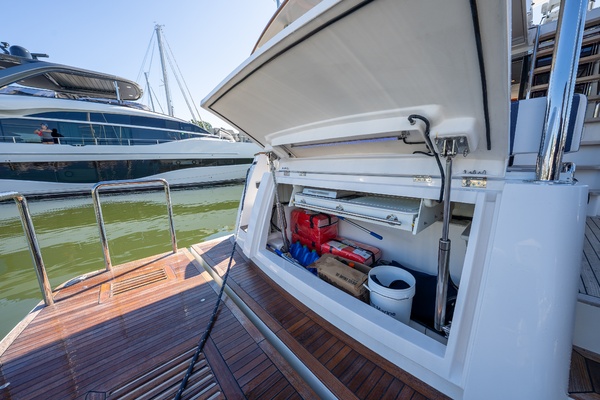 SUMMIT 54 54ft Summit Yacht For Sale