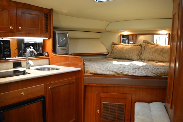 30ft Rampage Yacht For Sale