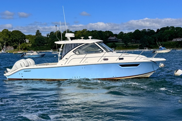 Bluebird Skies 34ft Pursuit Yacht For Sale