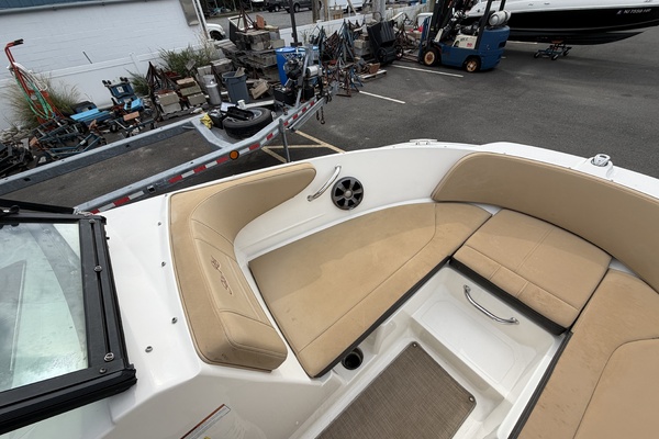 21ft Sea Ray Yacht For Sale