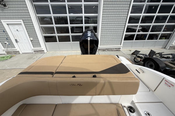 21ft Sea Ray Yacht For Sale