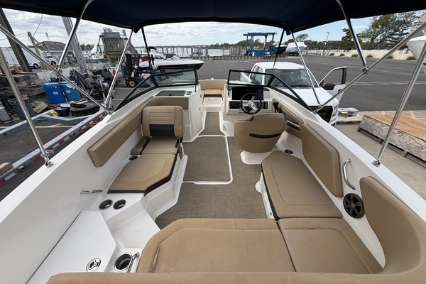 21ft Sea Ray Yacht For Sale