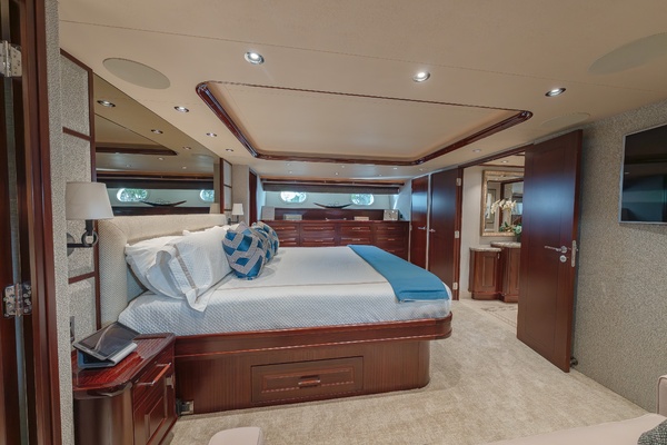 DETERMINATION 112ft Westport Yacht For Sale